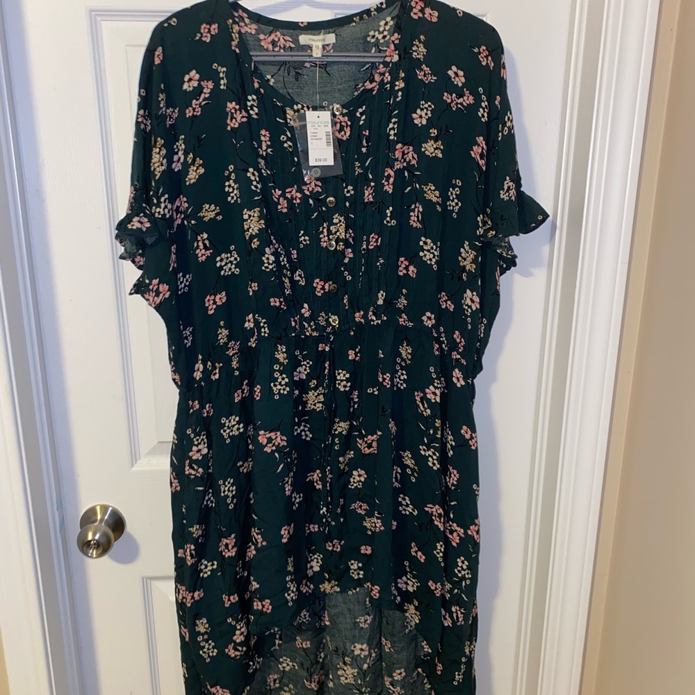 Maurices Teal floral high low baby doll top size 1